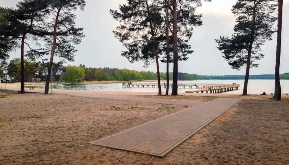 1530 M2 Budowlana przy Lesie Pańswowym Miejscowy Plan Zagospodarowania Przestrzennego400 m. do j. Kamionki  145000 zł