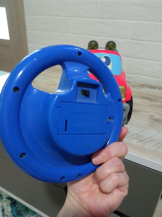 Машинка на пульте