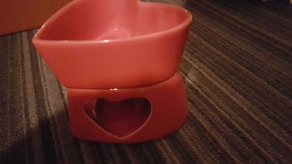 kominek ceramiczny do olejków aromaterapii serce