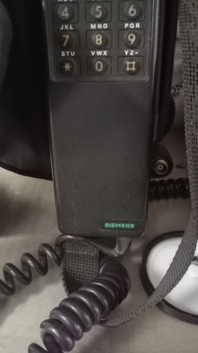 Telemóvel de carro antigo