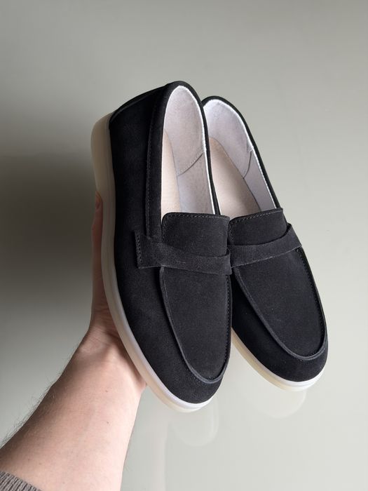 Жіночі чорні замшеві лофери 36-23.5 см