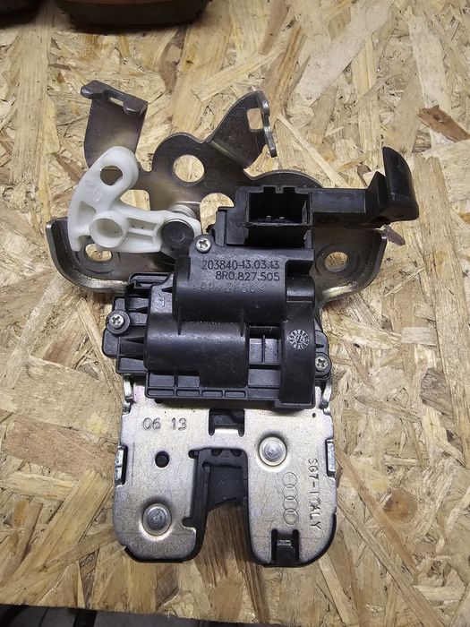 Fecho da mala audi a3 8v