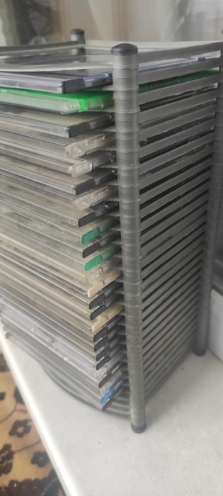 Стійка под DVD діски