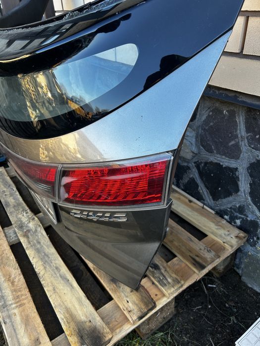 Ляда задня дверька багажника Honda Civic Ufo хечбек 5дверей