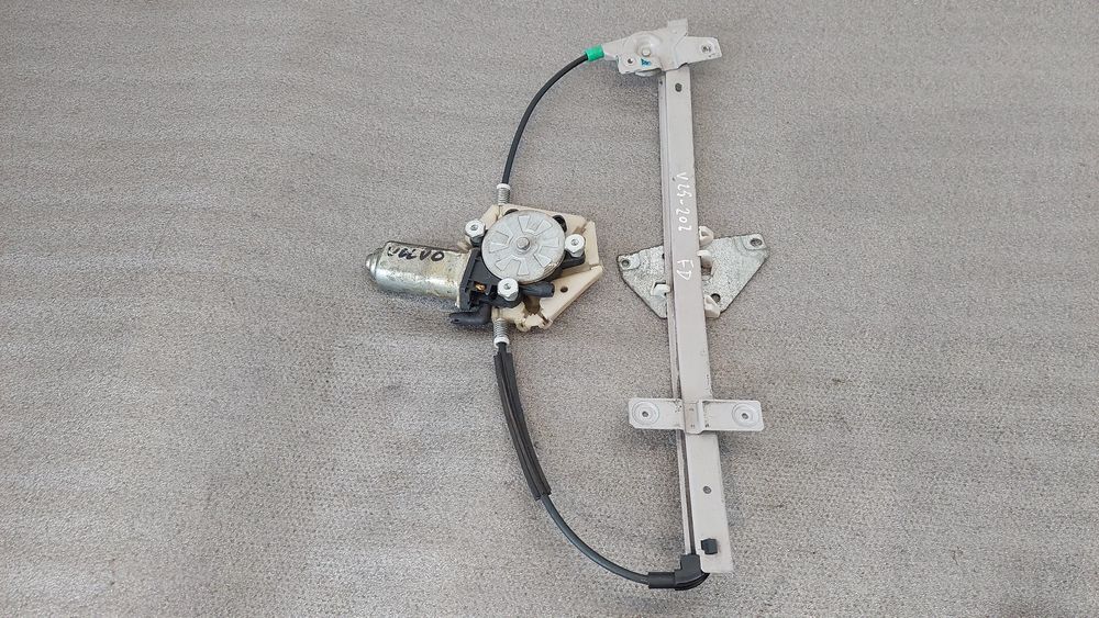 Elevador vidros frente direito VOLVO V40 Combi (VW)