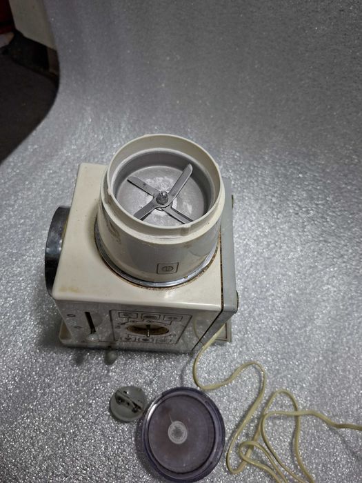 Продам кухонний комбайн МРІЯ