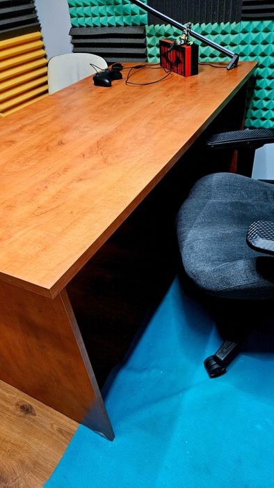 Biurko idealne do pracy w domu !