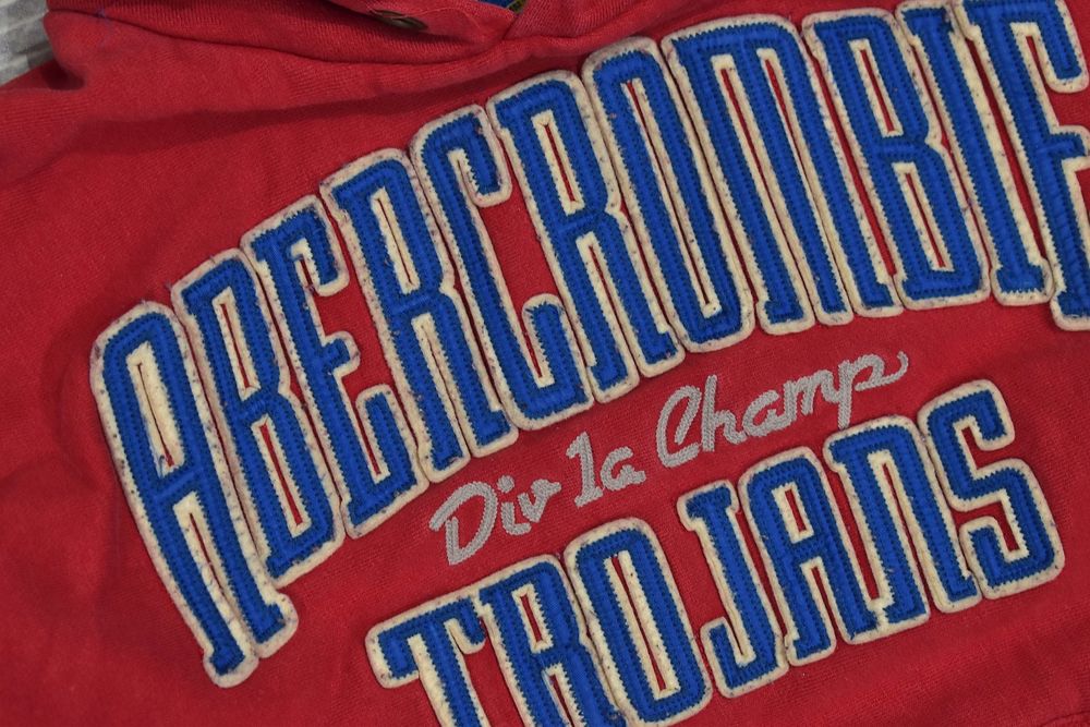 Abercrombie Fitch Czerwona Bluza Z Kapturem L