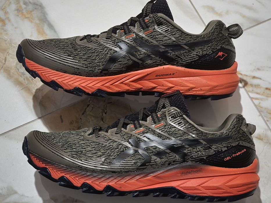 Оригінал 100%  чоловічі кросівки asics gel-trabuco 10  euro 44