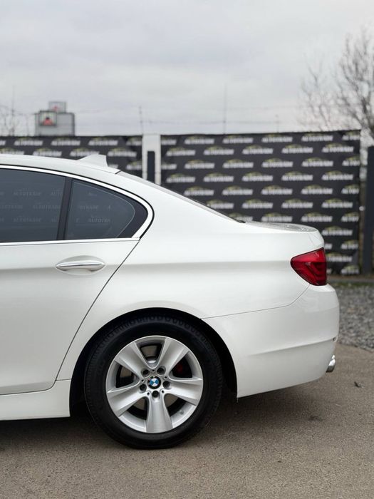 BMW 5 серия. Отличное состояние. 2.0. Автомат. 8500$