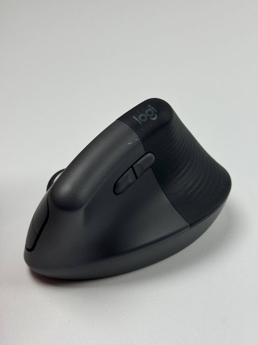 Бездротова миша Logitech Lift Ergonomic Vertical Graphite (910-006473)