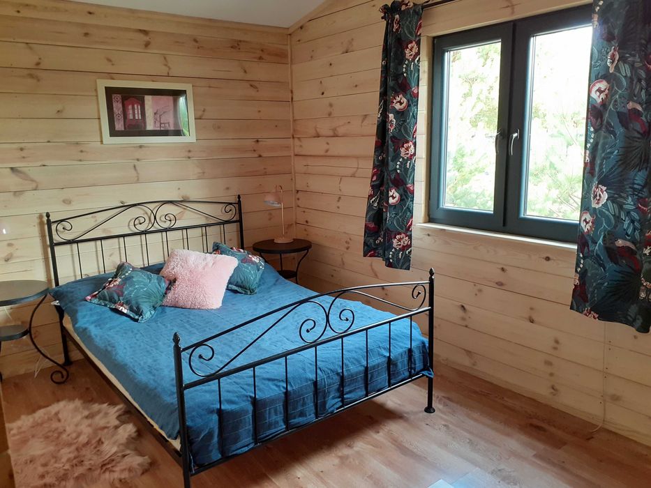 Dom letniskowy w lesie  nad Wkrą, 60km od W-wy.