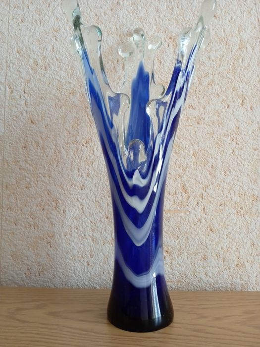 Ваза для квітів кольорове скло