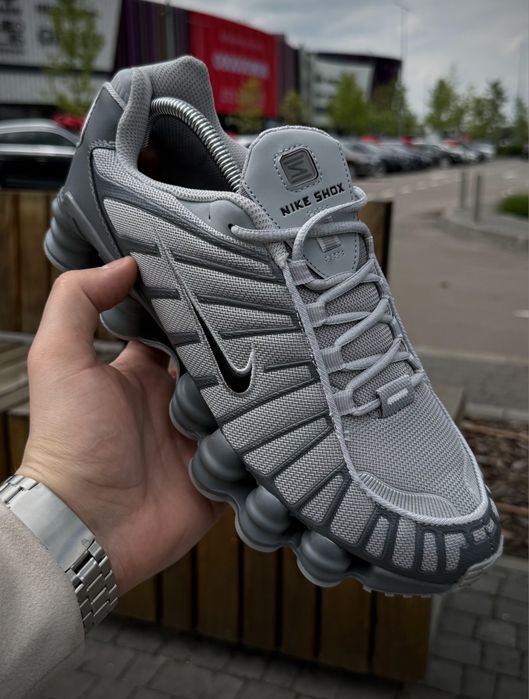 Кросівки чоловічі Nike Shox TL