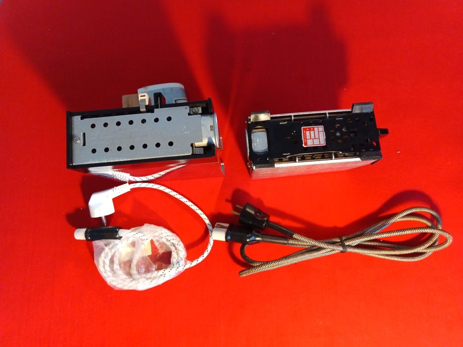 Nowy opiekacz do chleba marki Lava , PRL