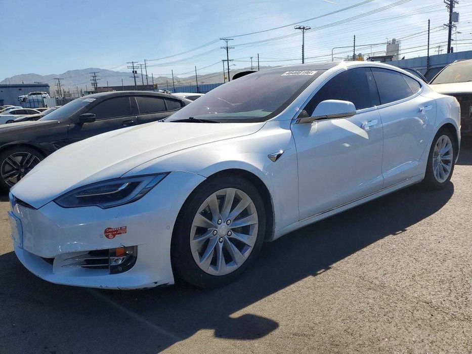 2016 TESLA Model S