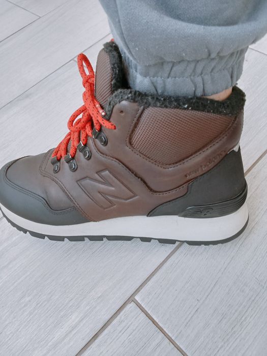 Кросівки для чоловіків