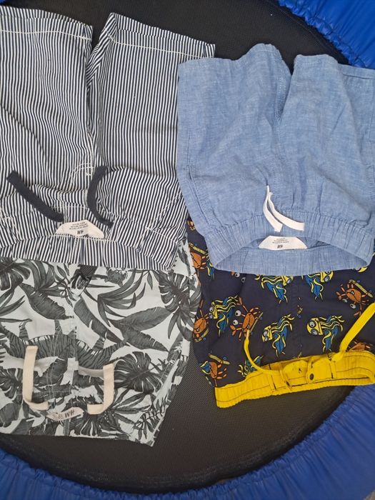 Krótkie spodenki dziecięce H&M plus kapielowki  98 104cm  4 pary