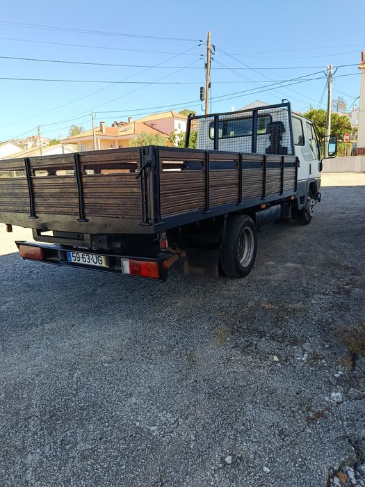 Mitsubishi Canter 7 lugares