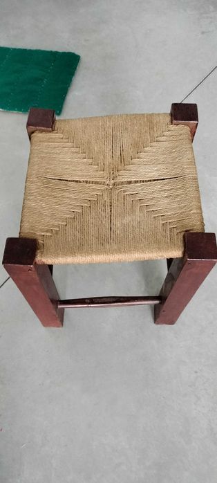 Banco madeira típico