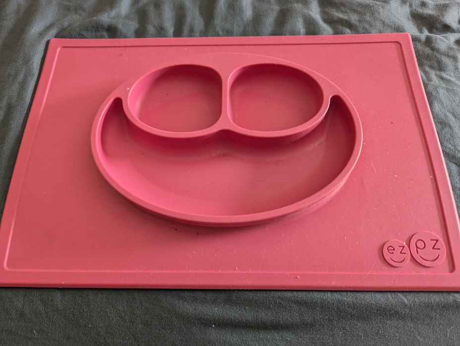 Silikonowa mata ezpz / talerz do nauki jedzenia blw