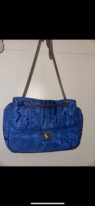 mala azul da parfois