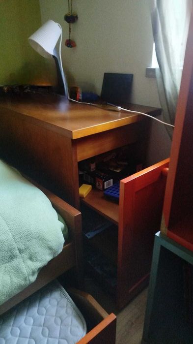 Mobília quarto solteiro com duas camas cerejeira