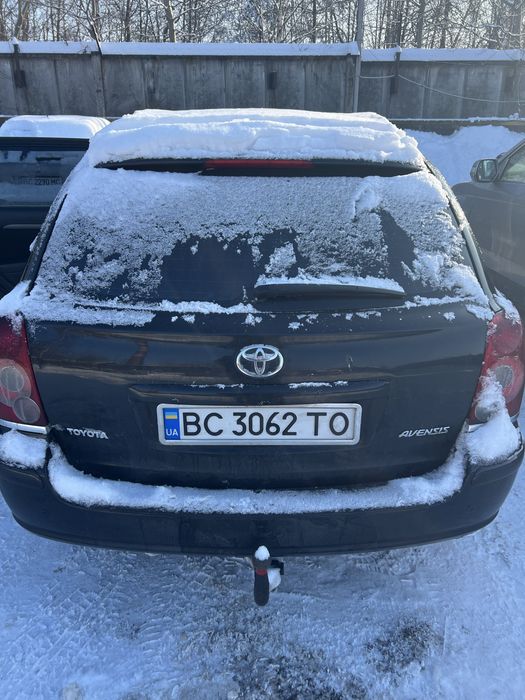 Продам авто тойота авенсіс