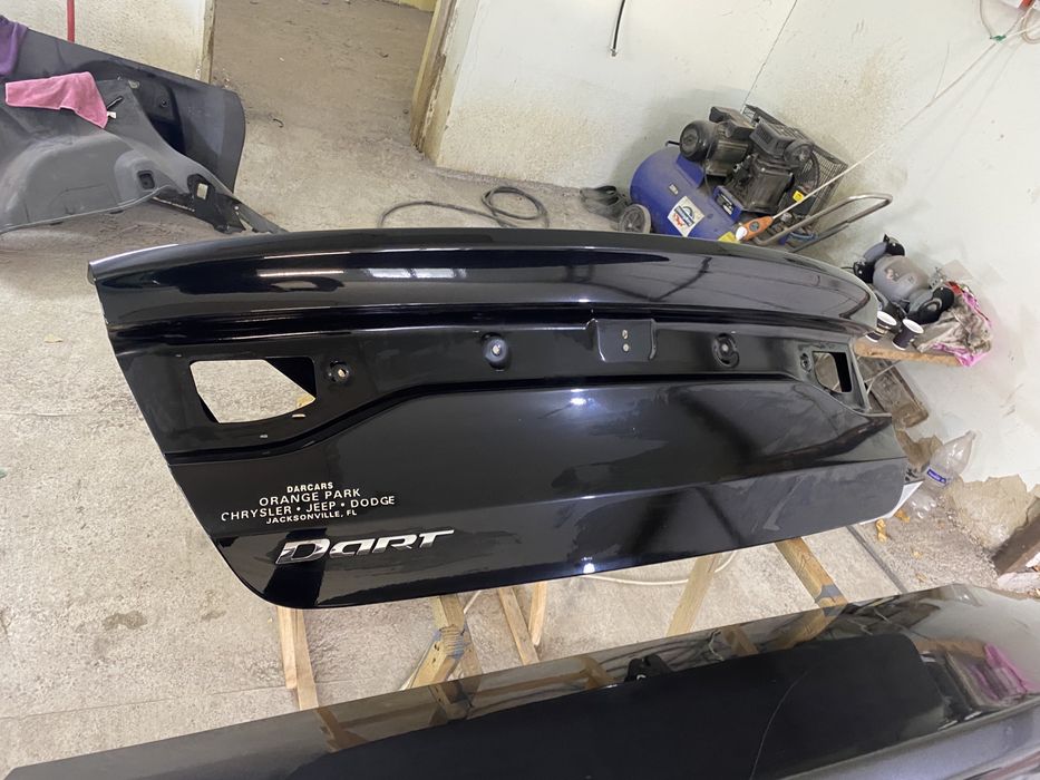 Ляда , крышка багажника Dodge Dart 2012-2016