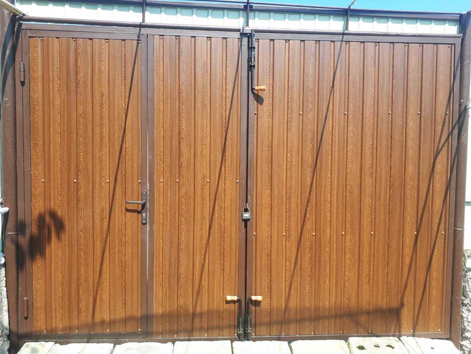 Современные заборы из Профнастила Штакетника Сайдинга Сетки Ворота: 500 ...