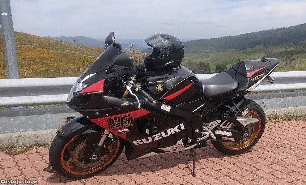 GSXR 750 k5 + Extras
