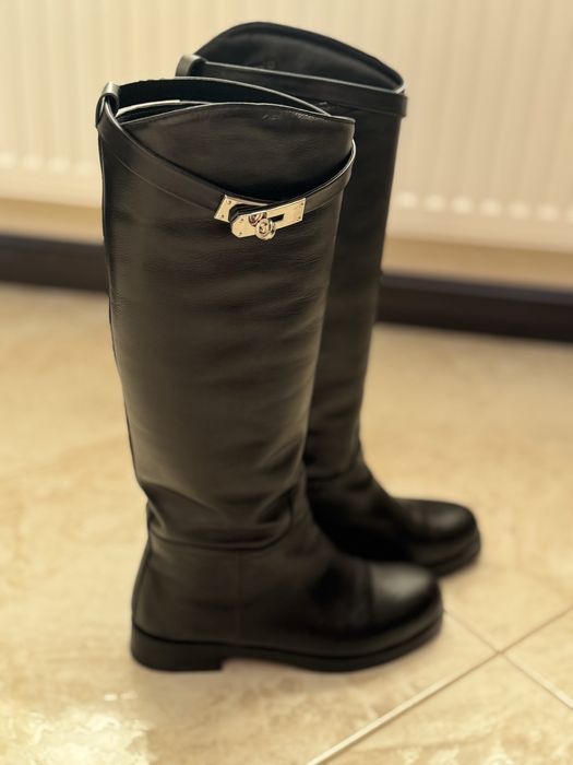 Продам жіночі сапоги