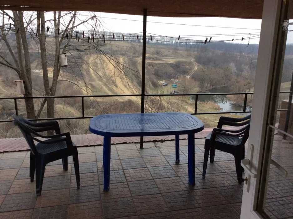 Продаж 3-поверхового будинку | м. Тальне