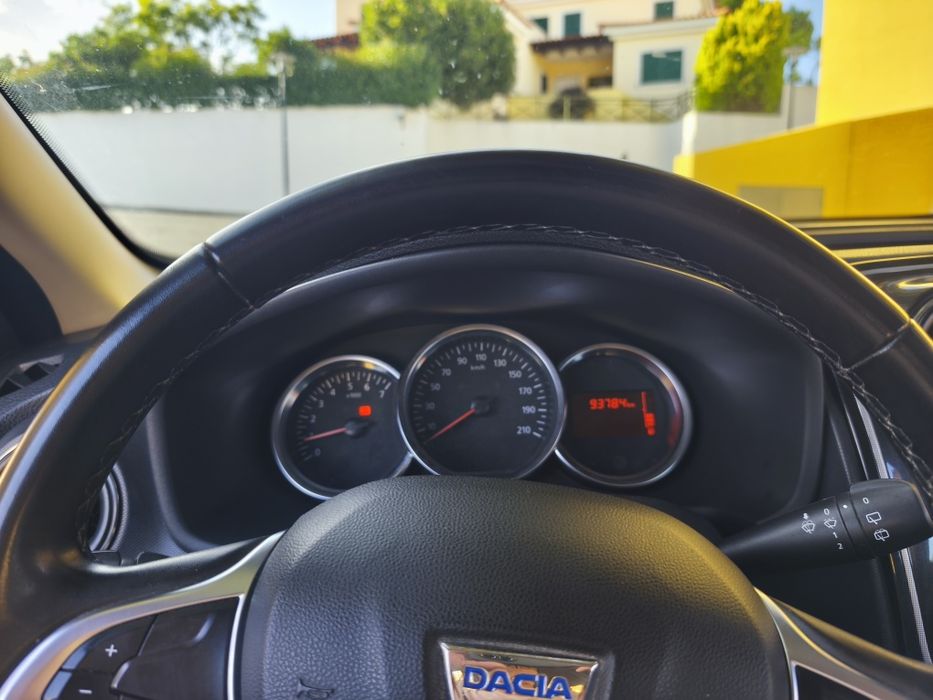 Dacia Sandero — fotografia 7
