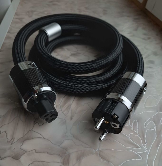 Силовой кабель Furutech Alpha PS-950