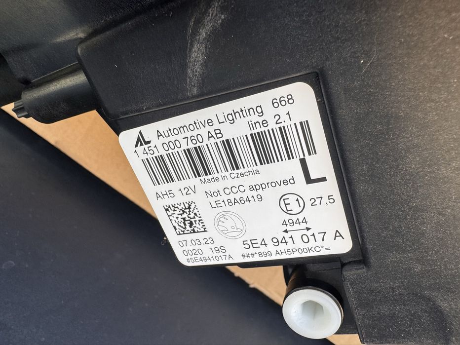 Skoda Octavia IV Lewa lampa full led nowa oryginal 5E4941017A