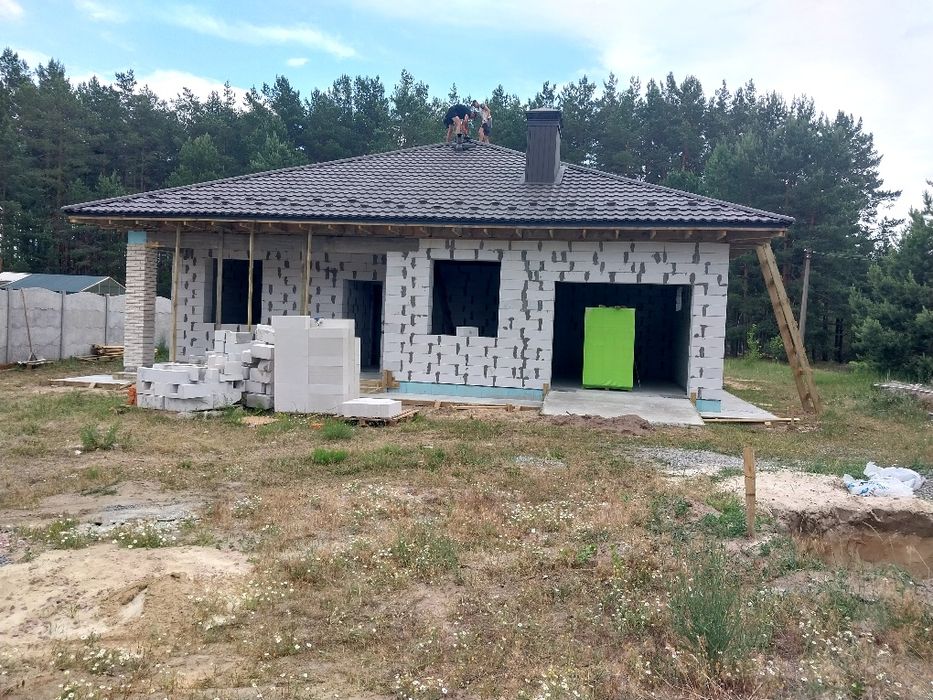 Бригада строителей