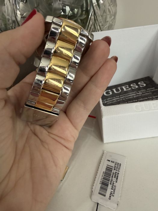 Zegarek Guess U1347L3 srebrno złoty