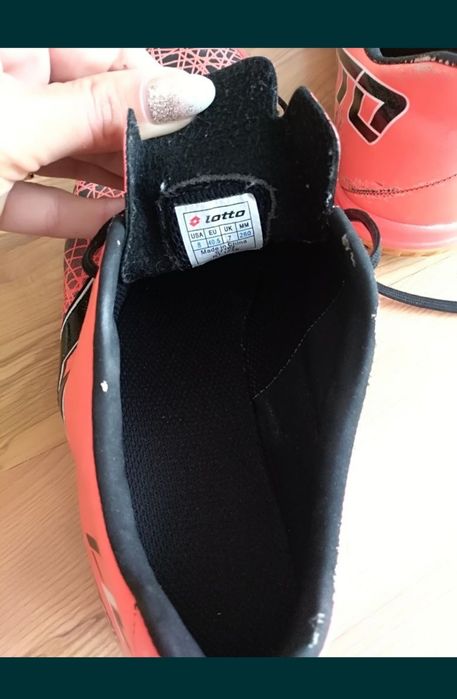 Buty halówki Lotto 40,5 sportowe