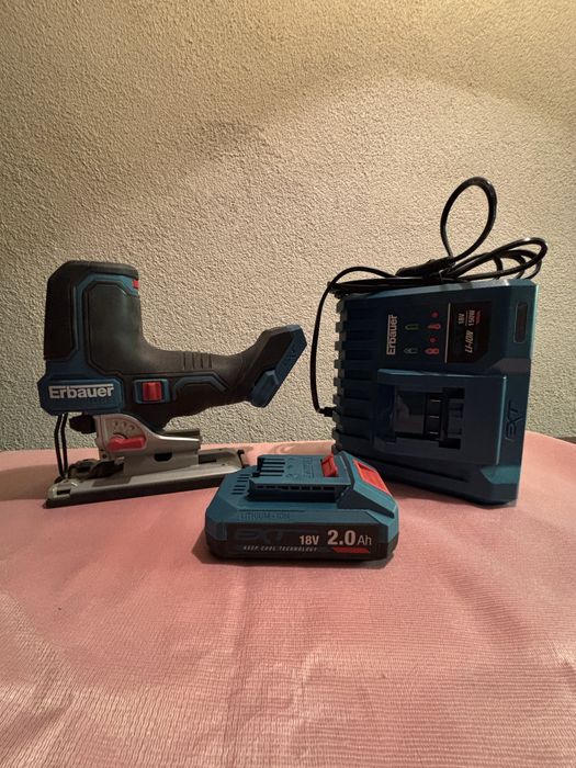 Wyrzynarka akumulatorowa Erbauer G2  ERI1088JSW  18V.