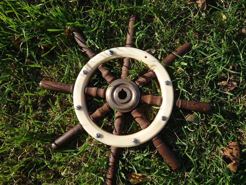 Штурвал морський, латунь, дерево, пластик. Антикваріат