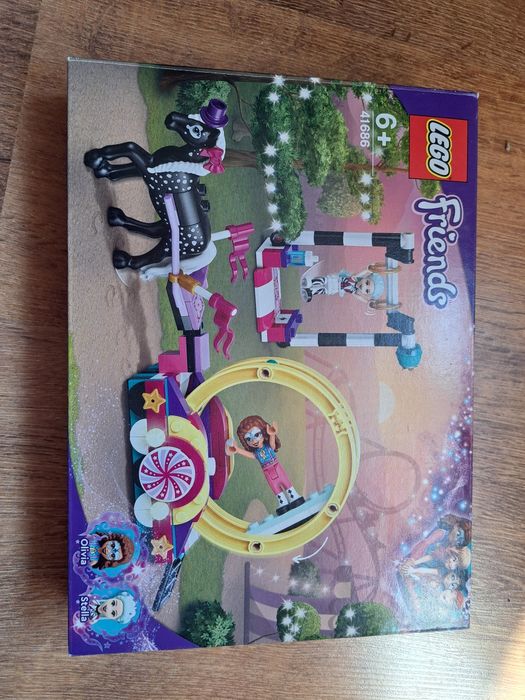 LEGO friends 41686 magiczna akrobatyka