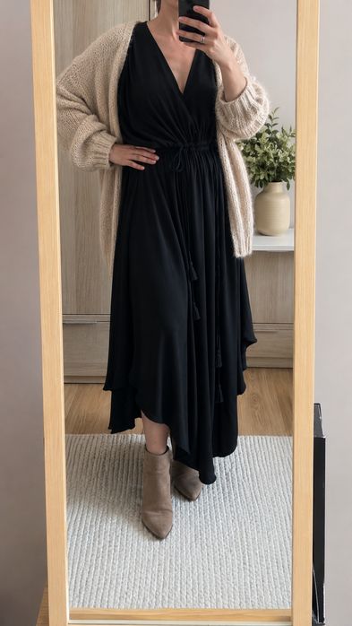 Czarna sukienka maxi DEA KUDIBAL 100% wiskoza rozmiar M