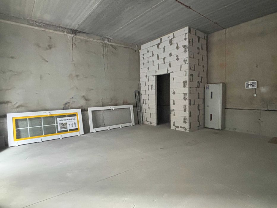 Без комісії, кращий магазин 40 кв.м. ЖК Нова Англія, вул. Максимовича.