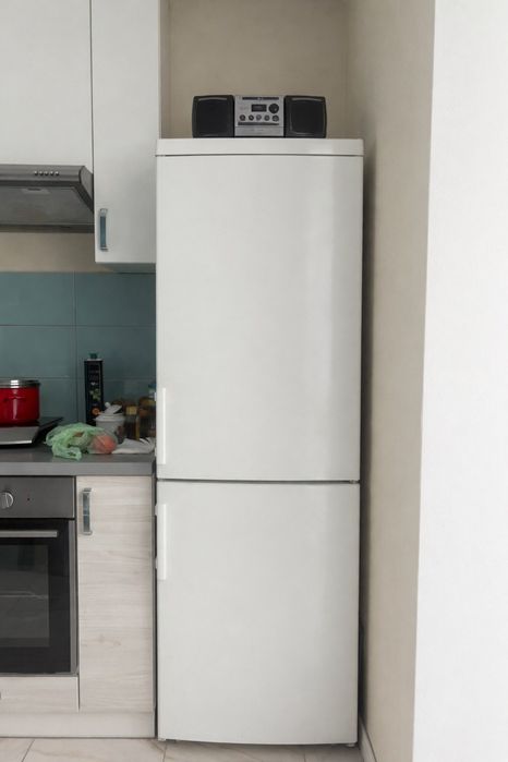 Продам однокімнатну квартиру в центрі Вишневого