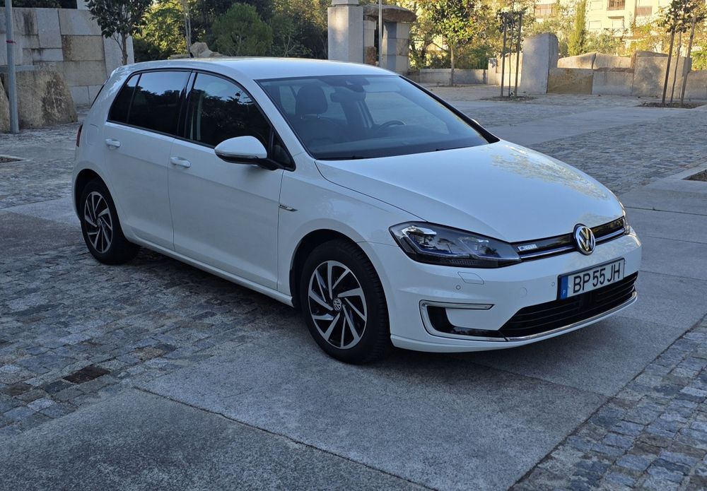 VW e-Golf sportline