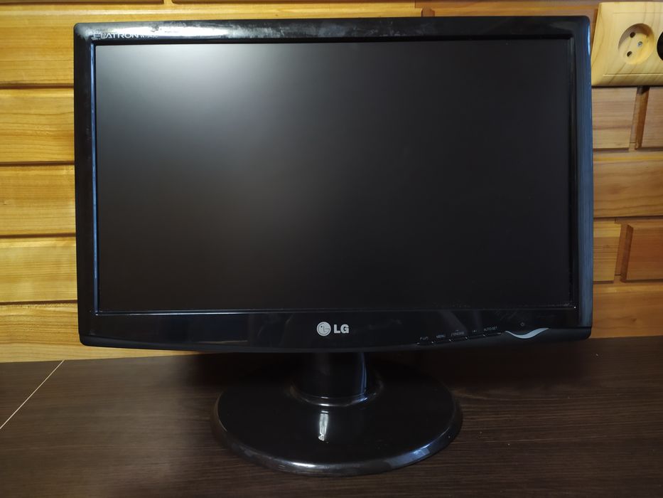 Монітор LG W1943C