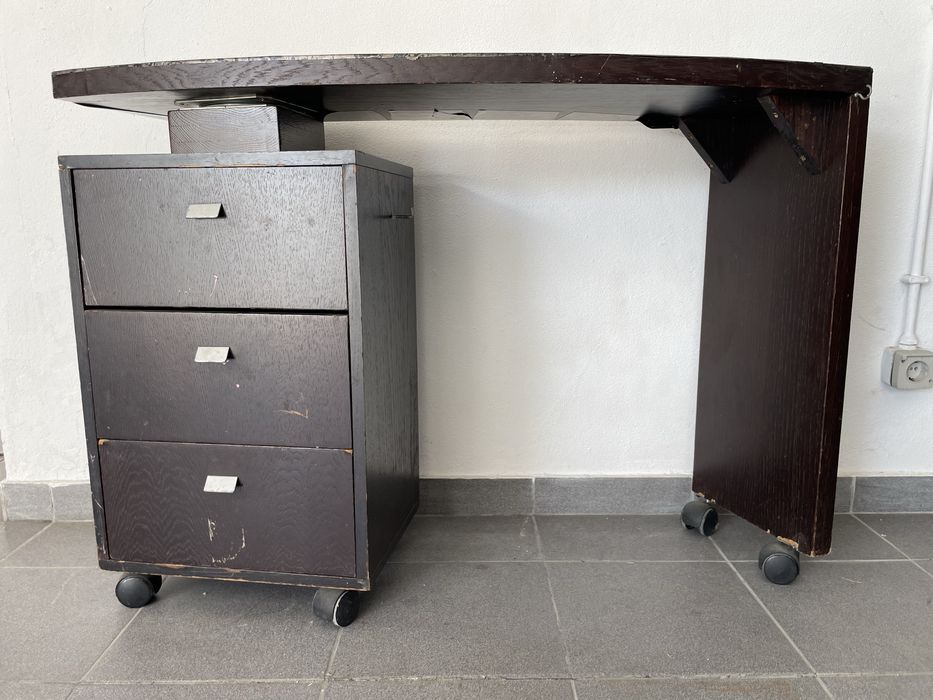 Mesa para manicure