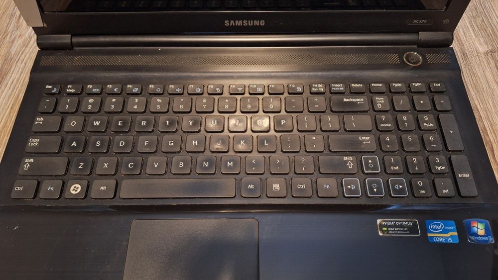 Laptop Samsung RC520