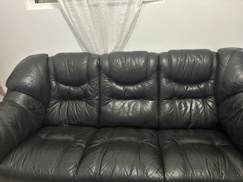 SOFA DE PELE preto 3l